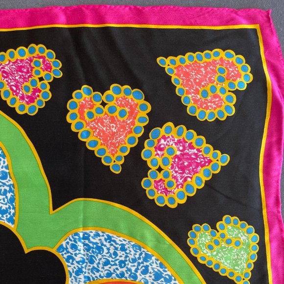 Knockout Ginnie Johansen Vibrant 100% Silk Scarf Heart Spade Pattern 80s LG NWOT - Picture 4 of 7